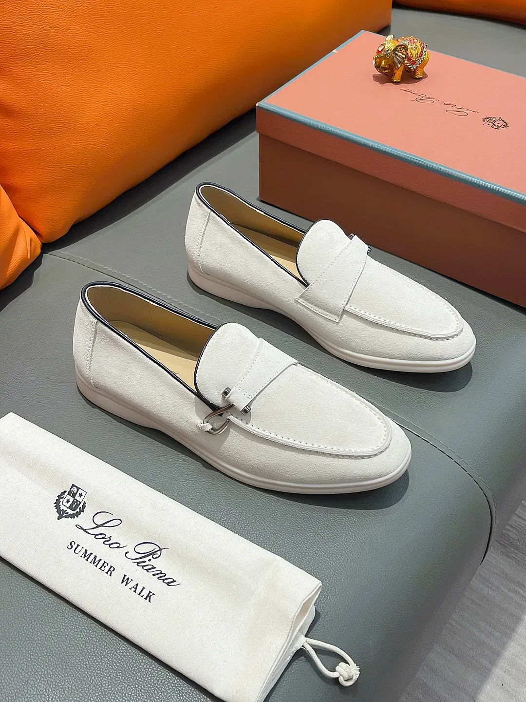 Men's shoes LORO PIANA "LP" P420 Regular size: 38-44 (casual shoes) Product materials: Selected high-mercerized suede upper, comfortable sheepskin lining; original outsole.